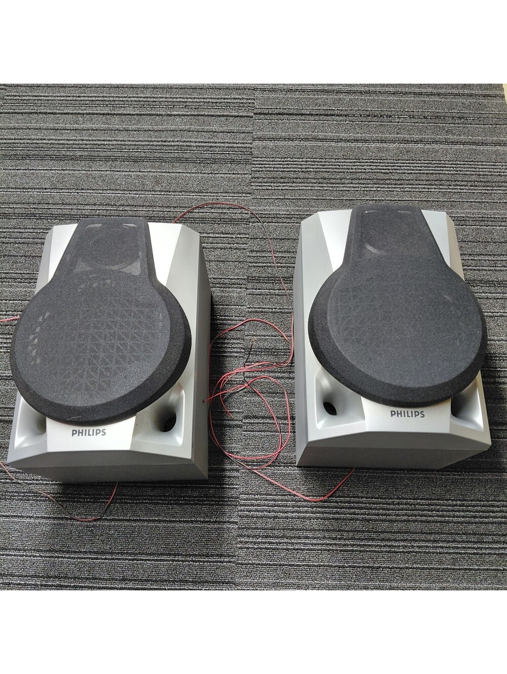 Philips FEB-C35/01 6 Ohm Bookshelf Speakers Pair Stereo System Gray Silver